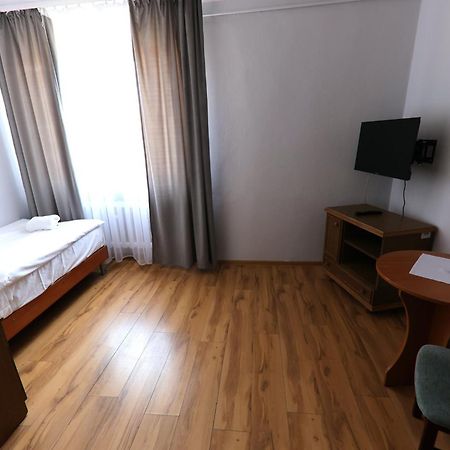 Agro Obiekt Hotelowy Wroclaw Exterior photo