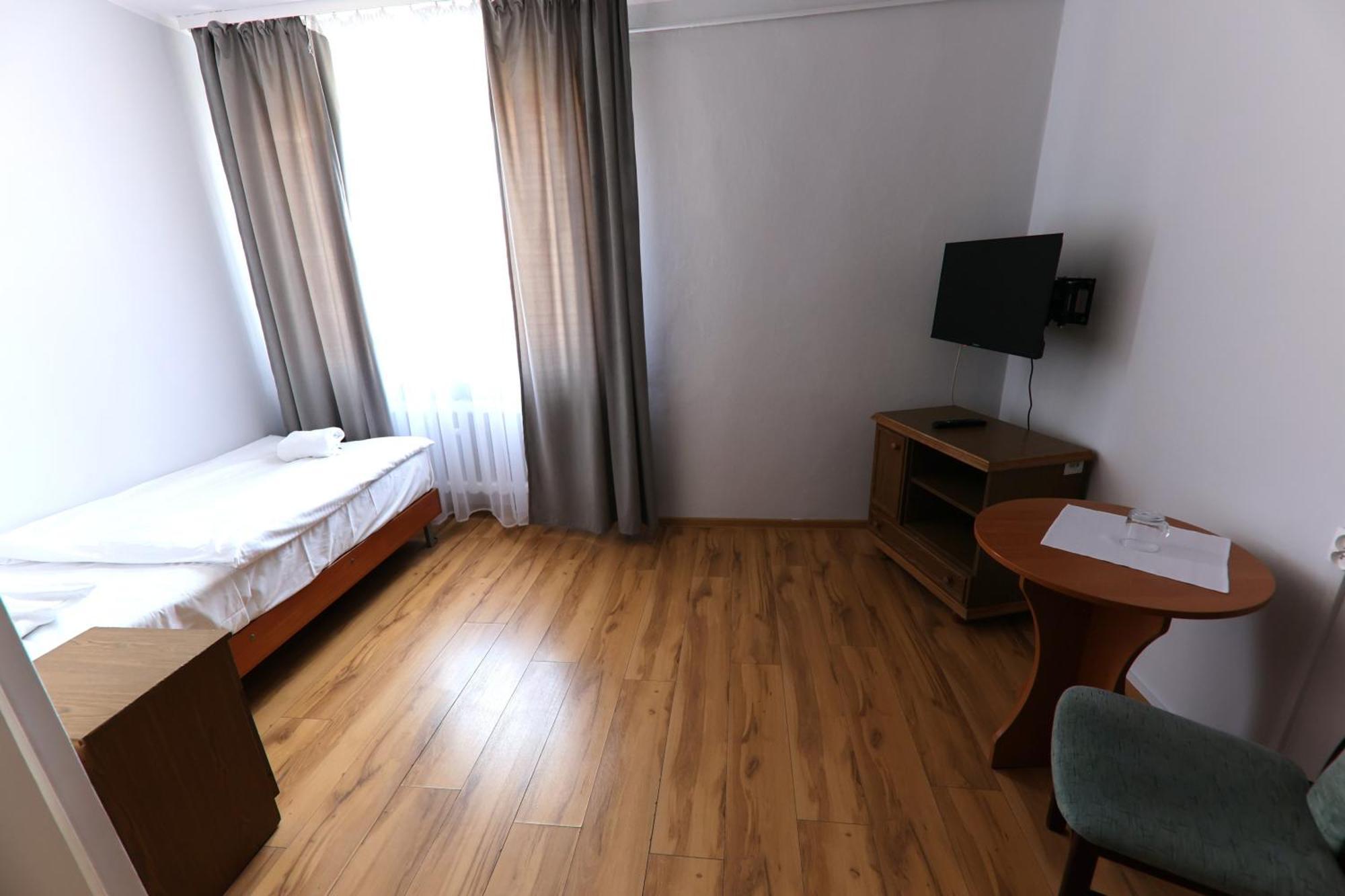 Agro Obiekt Hotelowy Wroclaw Exterior photo
